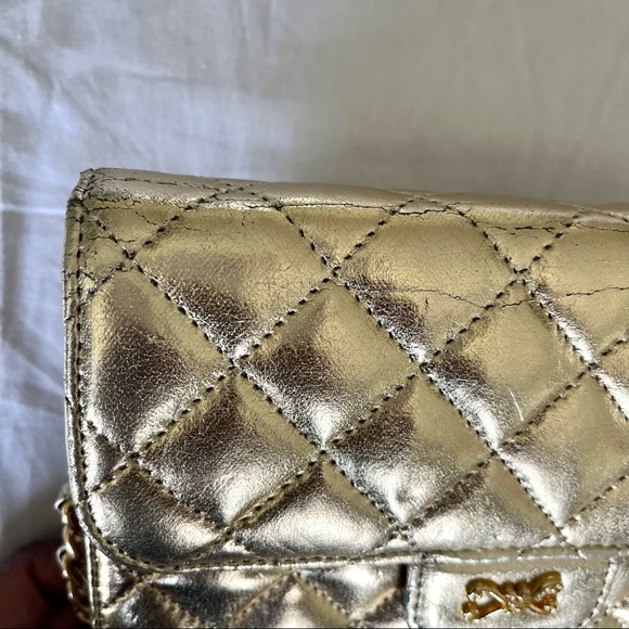 Gold Metallic Wallet On Chain Style Quilted Chain Bag - Picture 5 of 8